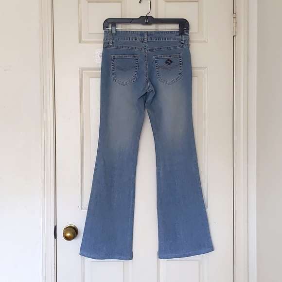 Angels Multicolor Embroidered Crystals and Sparkles Design Stretch Flare Jean. - Picture 2 of 6